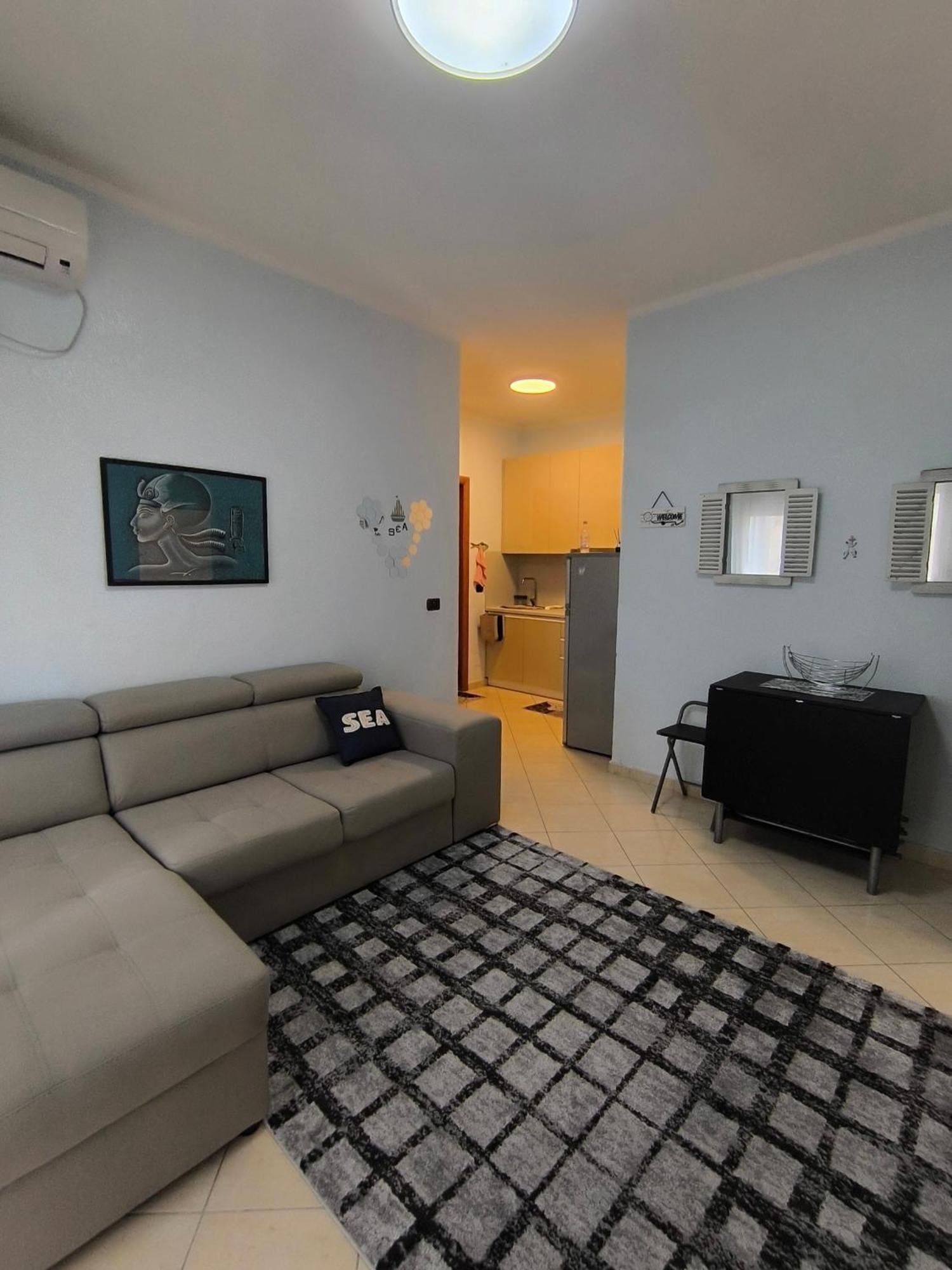 Lungomare Apartment *